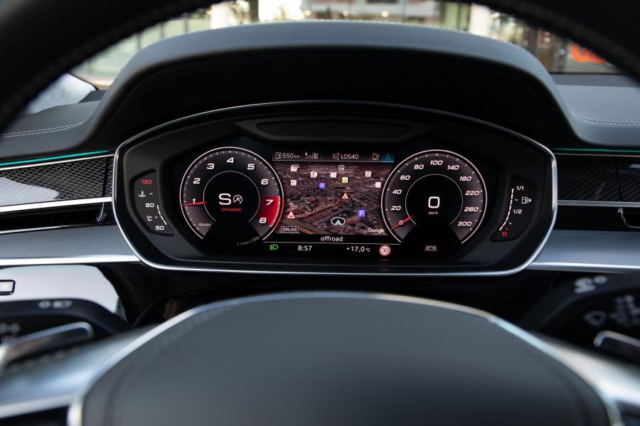 Панель приборов Audi S8 (D5) 2019 года  (WW) (фото 37 из 45)